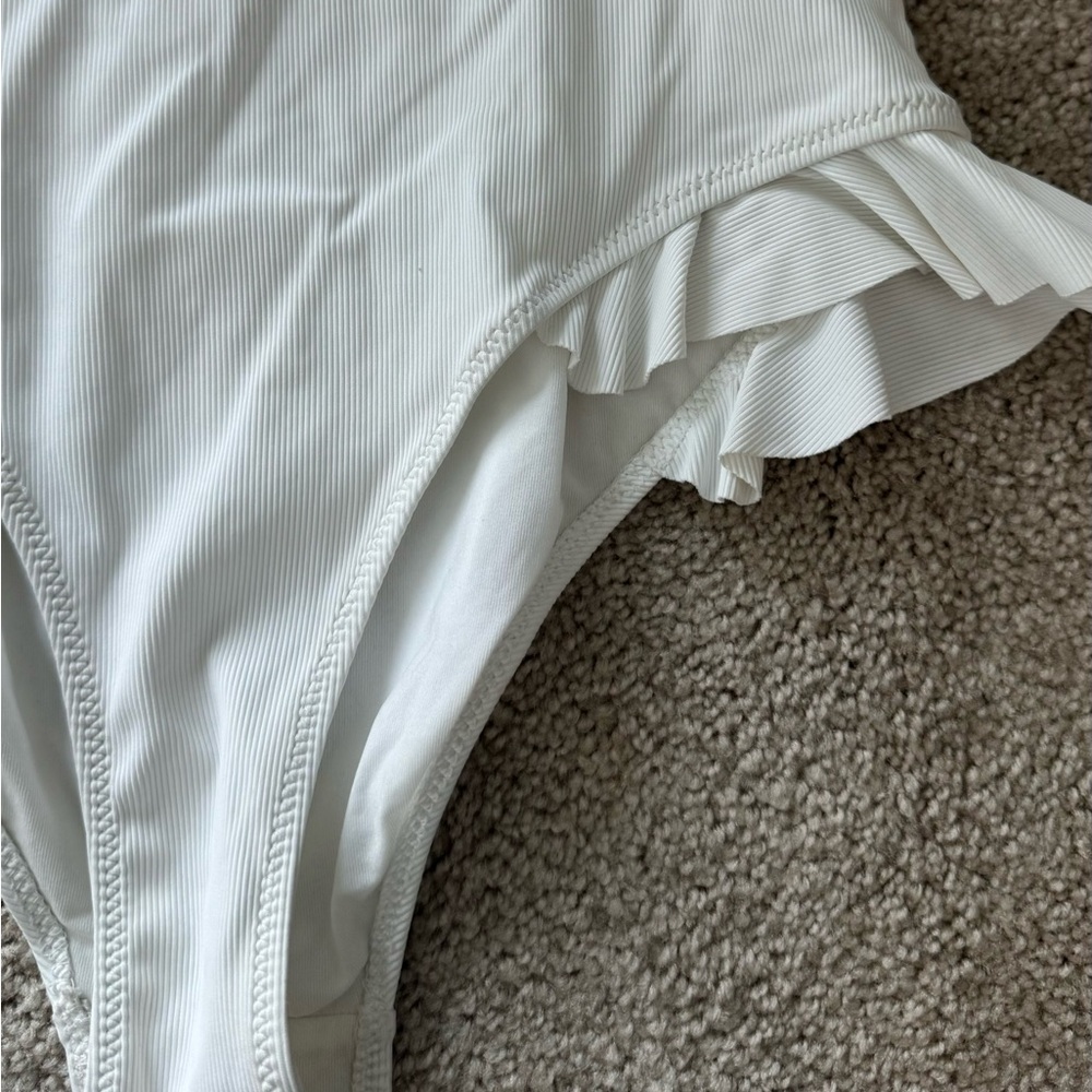 Zara Limited Edition Ruffle Pattern Strapless Bod… - image 6